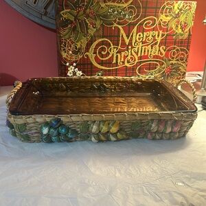 Pyrex rectangle baking dish with wicker basket